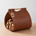 Kaminholzkorb aus Kunstleder – Eleganter Holzträger mit Holzgriff